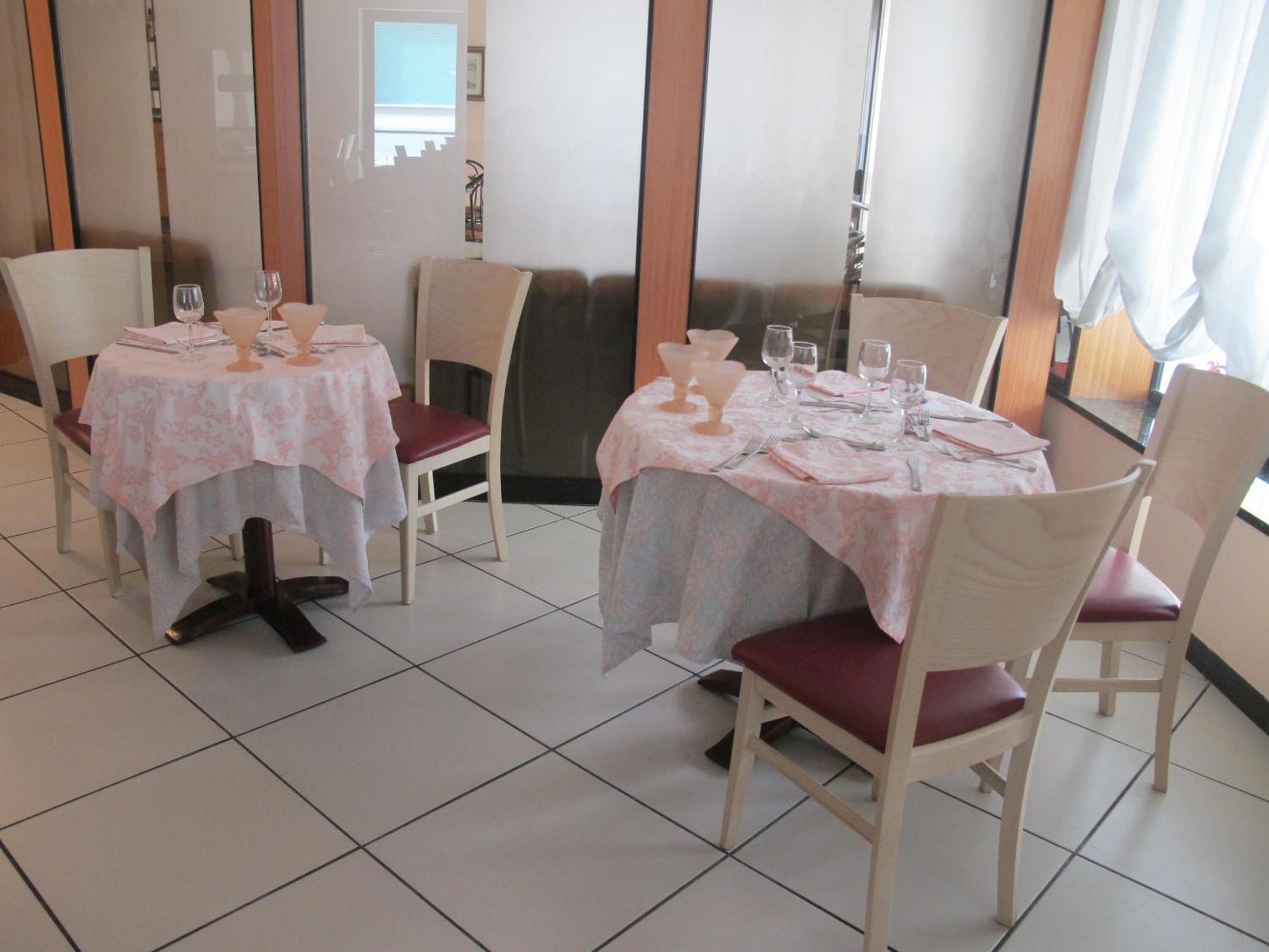 Hotel Basilea Bellaria-Igea Marina Exteriör bild